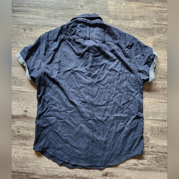 Denim & Flower Collared Button Up Shirt - Picture 3 of 4